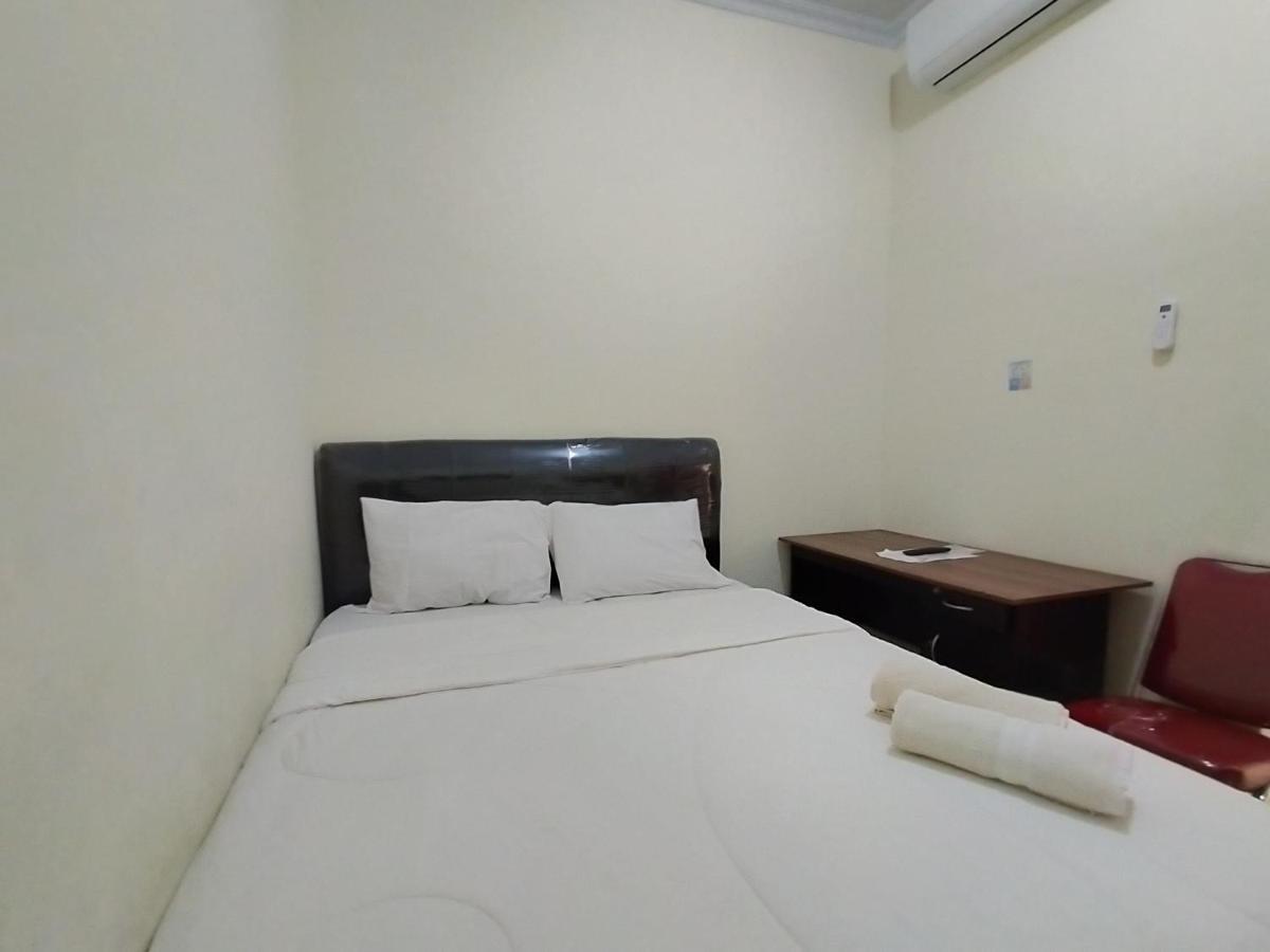 Homestay Danesti Syariah Near Bandara Sultan Hasanuddin Makasar Zewnętrze zdjęcie