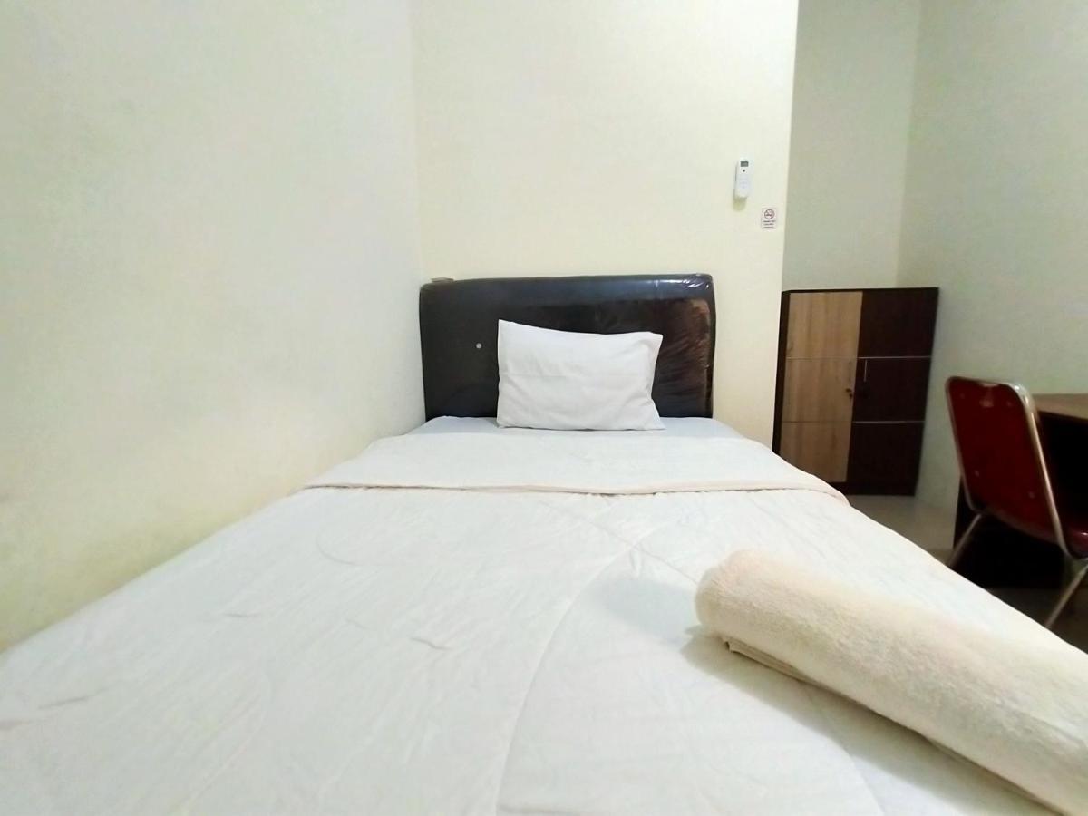 Homestay Danesti Syariah Near Bandara Sultan Hasanuddin Makasar Zewnętrze zdjęcie