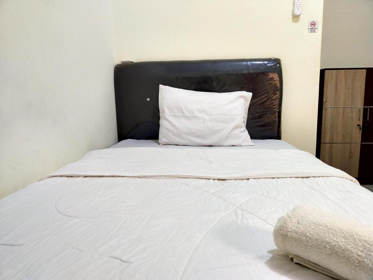 Homestay Danesti Syariah Near Bandara Sultan Hasanuddin Makasar Zewnętrze zdjęcie