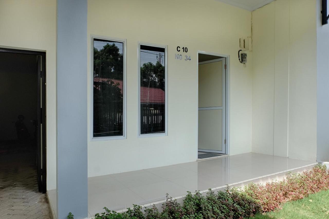 Homestay Danesti Syariah Near Bandara Sultan Hasanuddin Makasar Zewnętrze zdjęcie